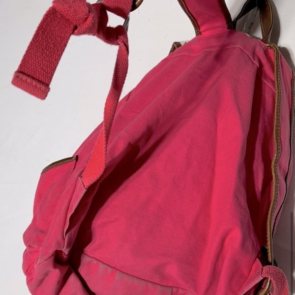 5/$25 Aeropostale Pink Canvas With Cream Crochet Backpack - Picture 9 of 15